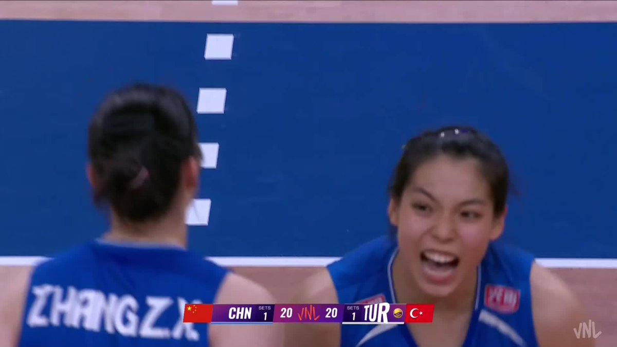 China 🇨🇳 one set away from the win! 🔥 With captain Gong leading the charge, the Asian side takes the lead against Türkiye 🇹🇷! 🏐⚡ 📺 Catch the action on VBTV: #BePartOfTheGame #Volleyball #VNL #VNL2026
