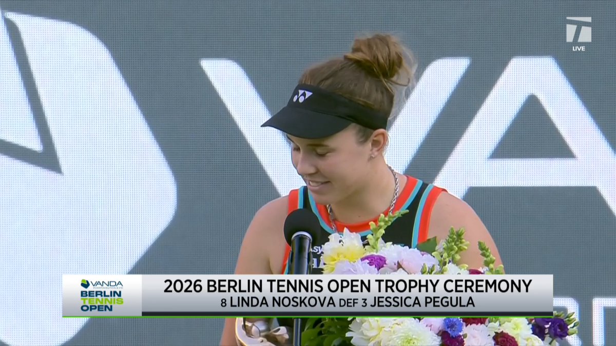 "You never forget the first one, but you also never forget the second one." 😅 Linda Noskova after winning the Berlin title ⤵️ #BTO26
