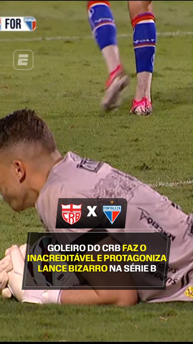 INACREDITÁVEL! 😱 🤌 Vitor Caetano, goleiro do CRB, comete um erro juvenil durante o duelo com o Fortaleza e resulta em tiro livre direto para o adversário! ⚽ #SérieBnaESPN #FutebolnaESPN