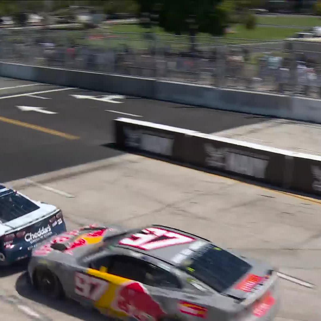 BIG CRASH ON THE RESTART! SVG AND ZILISCH ARE INVOLVED!