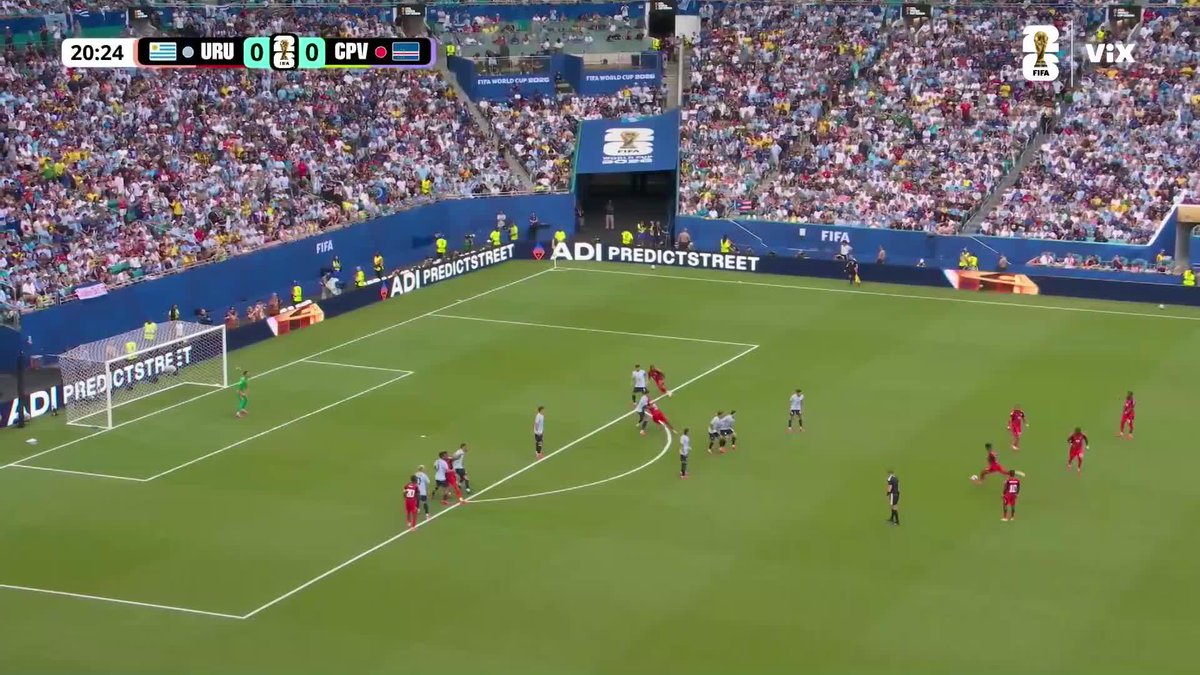 ¡GOOOOL DE CABO VERDE! ¡GOOOL DE CABO VERDE! 🇨🇻 ¡HISTÓRICOOOOO! Kevin Pina , de tiro libre, puso el 1-0. ¡Ya le están ganando a Uruguay! #ElMundialEsNuestro y la magia de la Copa Mundial de la FIFA 2026 se vive por @televisa y @vix 🇲🇽🏆 👉