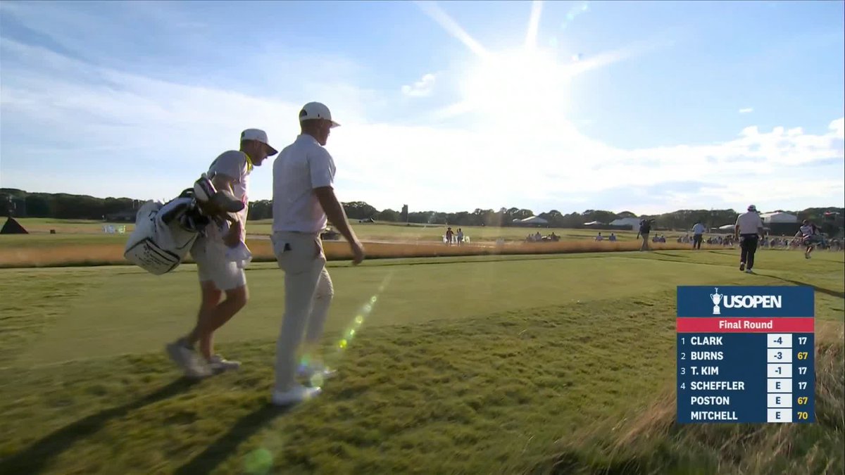 One final twist? 👀 Wyndham Clark bogeys the 17th!