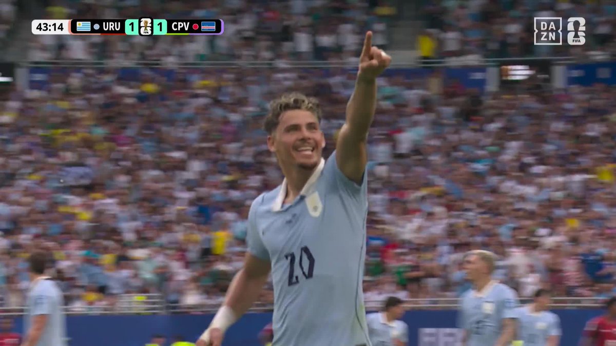 同点弾🇺🇾 マキシ・アラウホが頭で押し込む 🏆#FIFAワールドカップ グループH 🆚ウルグアイ×カーボベルデ 📱#DAZN ライブ配信中 #本気で楽しむならDAZN アクエリアス