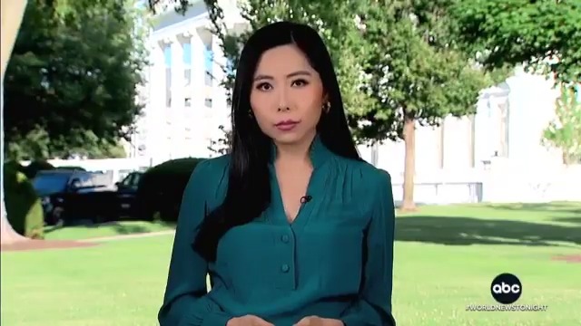 Trump says Reflecting Pool will need to be partially drained &amp; is blaming vandals - w/o providing evidence - for the pool’s issues Official says as of last night, at least five people have been arrested for vandalism. One tells me he was arrested for touching the peeling paint
