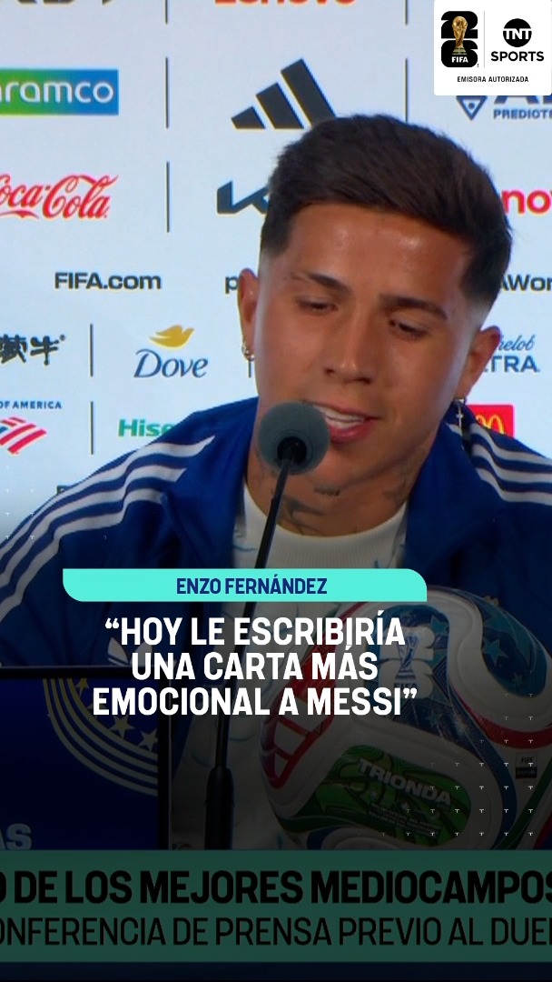 "NECESITARÍA UN LIBRO PARA ESCRIBIR TODO LO QUE COMPARTÍ CON ÉL" 😍 🇦🇷 Enzo Fernández recordó aquella carta que le escribió a LIONEL MESSI en 2016 pidiendo por su regreso al seleccionado argentino y aseguró que necesitaría "un libro" para contar todo lo que aprendió de él. #TNTSportsMundial