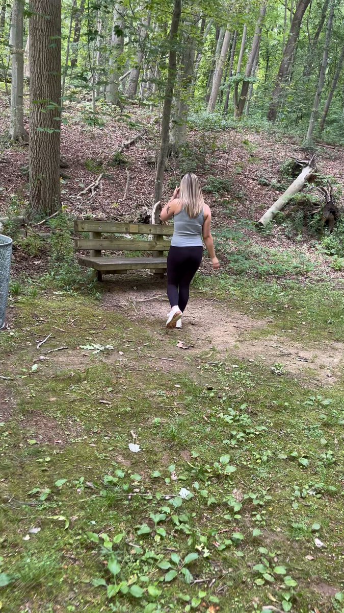 My feet were so 🥵 Maybe small socks weren’t the best choice on my hike..