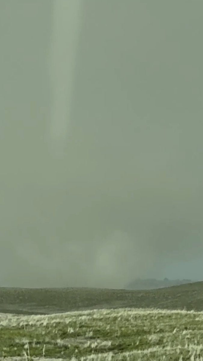 It's the tornado of a lifetime 🌪️ The season finale of In the Eye of the Storm: Chasers starts now on Discovery. #EyeoftheStormChasers