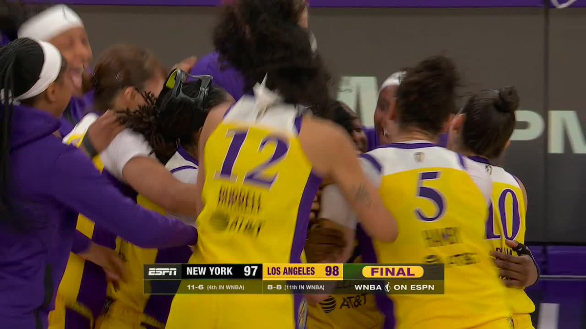 NNEKA WINS THE 30TH ANNIVERSARY GAME AT THE BUZZER FOR THE SPARKS ⚡😱