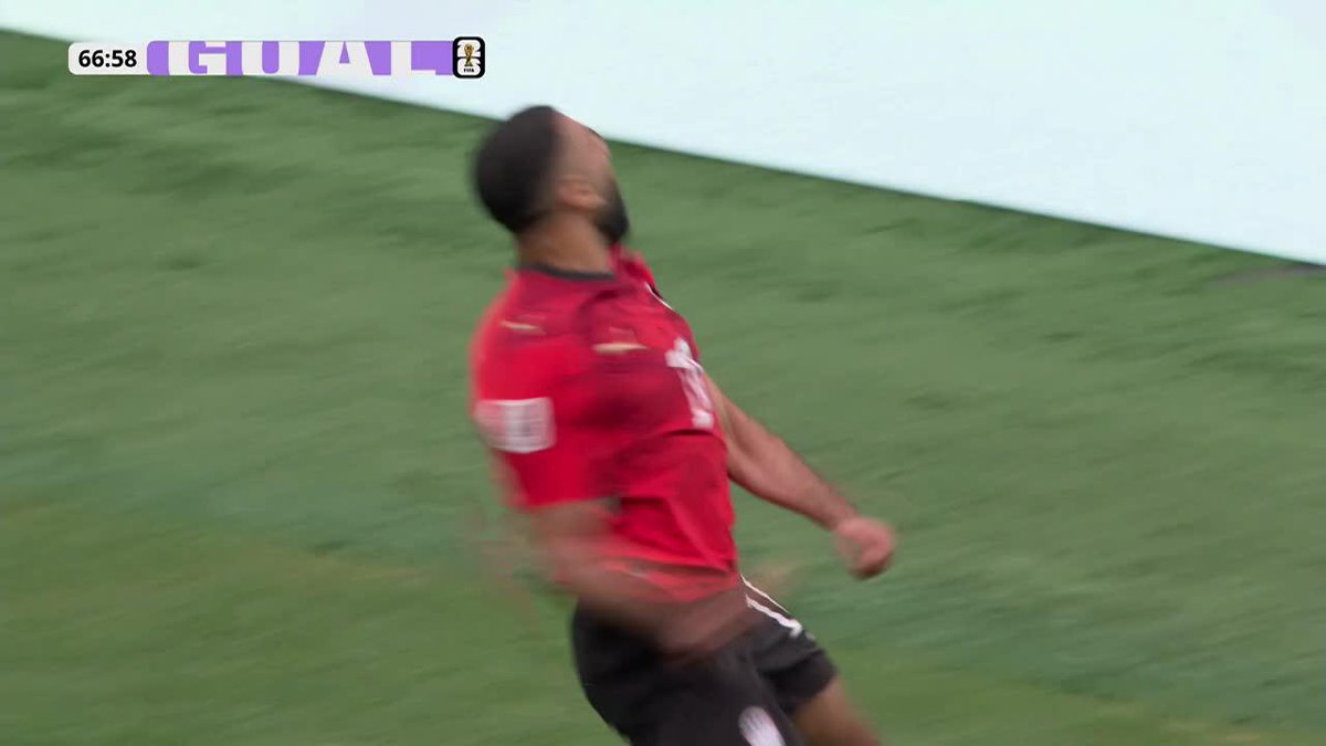 ¡¡¡QUÉ LOCURA, FARAÓN!!! Gran jugada, asistencia de Zico y definición exquisita de Mo Salah para el 2-1 de Egipto contra Nueva Zelanda. ⚽ #ESPNMundial 📺 Mirá los mejores partidos de la #FIFAWorldCup por ESPN, en el Plan Premium de #DisneyPlus