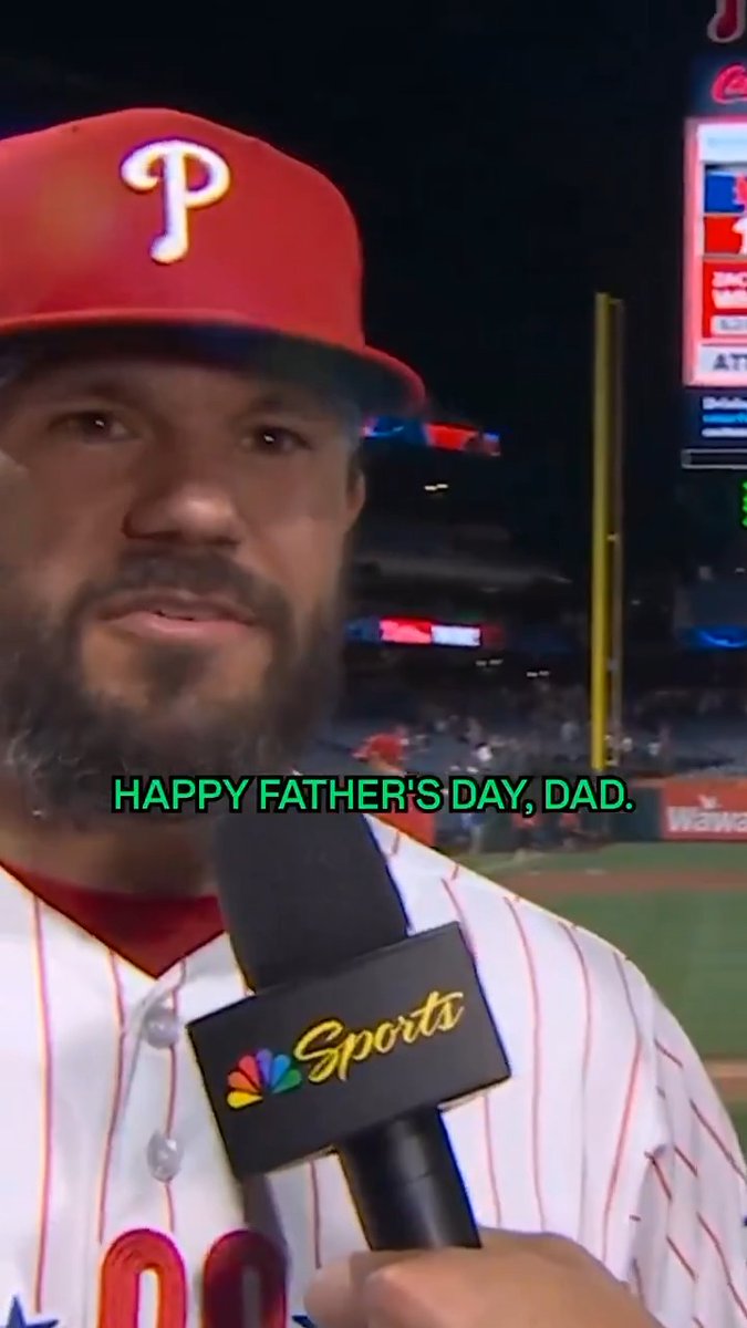 Kyle Schwarber with a Father’s Day shoutout. 👏