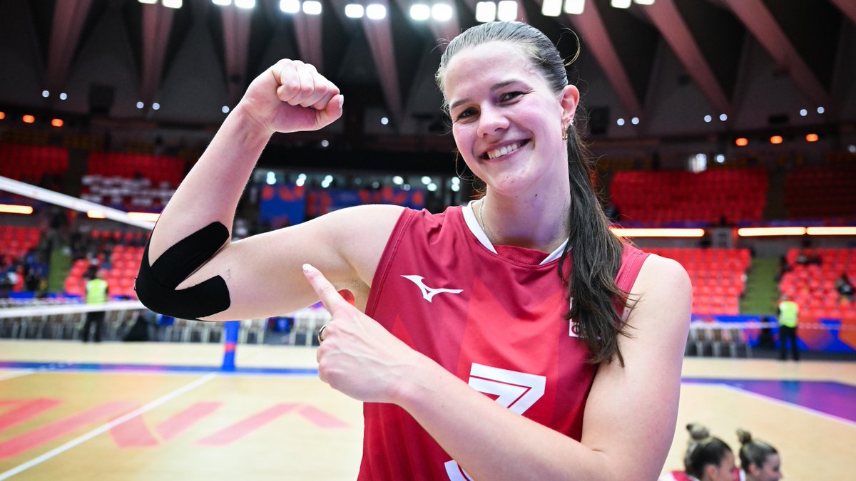 #VNL2026: KIERA VAN RYK TAKES OVER 🇨🇦🔥 Canada’s opposite finished as the top scorer of the week and now leads the entire #VNL2026 scoring chart with 1️⃣7️⃣4️⃣ points, while also sitting on top of the serving list with 1️⃣7️⃣ aces. Her performances powered Canada to three wins in Bangkok, including a massive closing-day victory over Poland. 👏 📺 Watch the replays on VBTV: 🏐 #BePartOfTheGame #Volleyball