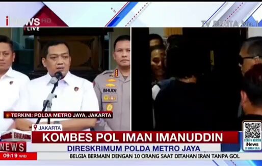 Penyidik Polda Metro mengaku memang ada intervensi yg bertujuan menghambat penyidikan kasus Roy cs. Terutama dilakukan oleh mantan pejabat yg merasa masih menjabat. Publik taulah siapa orangnya.
