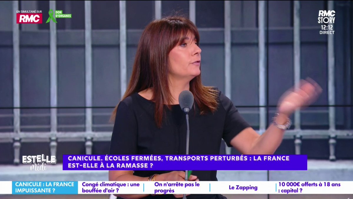 🌡️ Canicule : écoles fermées, transports perturbés 🎙️ Estelle Denis : "RER C interrompu jusqu'à 16h sur une partie de la ligne... Il est 12h ! Excusez-moi... On paie un abonnement ! Dans ces cas-là, fais-moi une ristourne ! Je prends un abonnement pour que ça marche..."