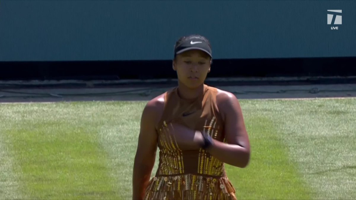 ☔️➡️☀️ After a rain suspension yesterday, Naomi Osaka speeds through Magdalena Frech 6-4, 6-1! #BadHomburgOpen
