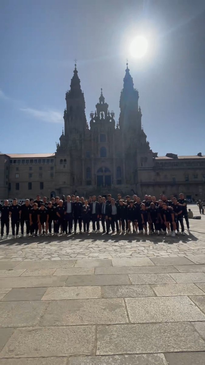 O Celta Fortuna foi recibido esta mañá por Alfonso Rueda en Santiago de Compostela. Unha recepción na sede da Xunta de Galicia para lembrar e celebrar xuntos un fito histórico: o ascenso a LALIGA HYPERMOTION!