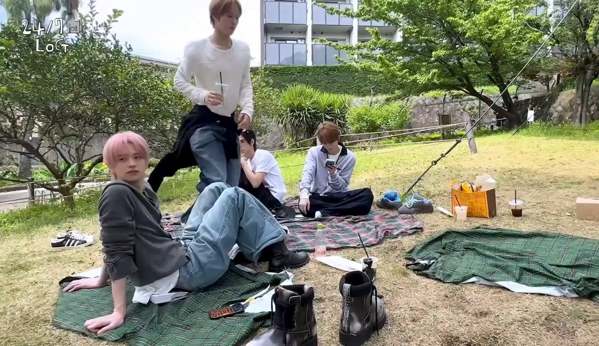People: stop babying ur idols they are grown men Kyungmin when he sees toddlers playing at the park: let me go play with kids my age