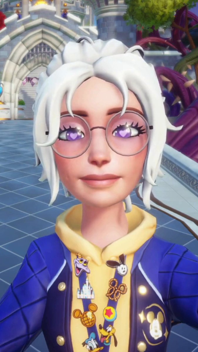 Hey Valley Villagers! Come along and see what I eat in a day in the Valley. From a Berry Salad breakfast 🥗 to a delicious Ratatouille dinner at Chez Remy 🍽️ Now its your turn. What are your favourite things to eat in the Valley? Share them below!