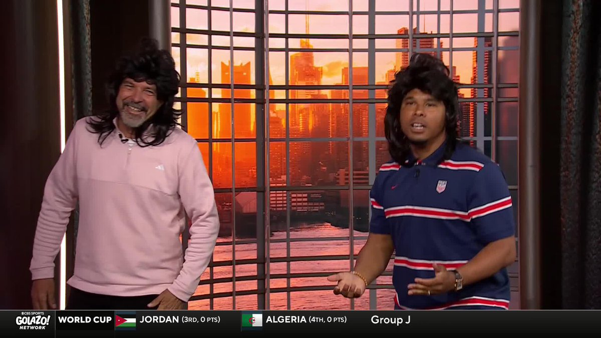 "I can't breathe, I don't think I can talk." 🤣 Hannah Cash and JayDee Dyer were NOT ready for Charlie Davies' and Marcelo Balboa's choice of headwear on Morning Footy 😂