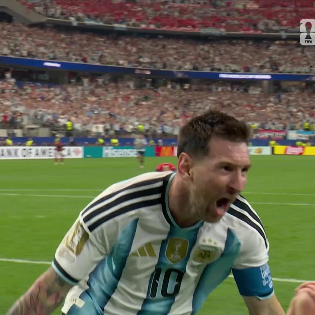 “TO JE ĎÁBEL!” 😈🐐 Pátý gól ve dvou zápasech na letošním MS. Leo Messi posunul rekord v počtu vstřelených branek na číslo 1️⃣8️⃣. Sledujte #FIFAWorldCup na Nova Action a Oneplay. 📺⁣ #NovaSport | #NovaAction