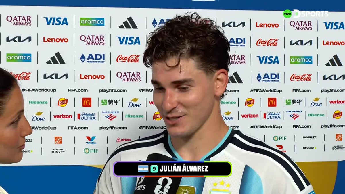 "TRATAMOS DE AYUDAR Y DISFRUTAR A MESSI" Julián Álvarez, también rendido ante el 10 de la Selección Argentina. 🎙️ Nani Senra 🎙 #MundialEnDSPORTS #FIFAWorldCup