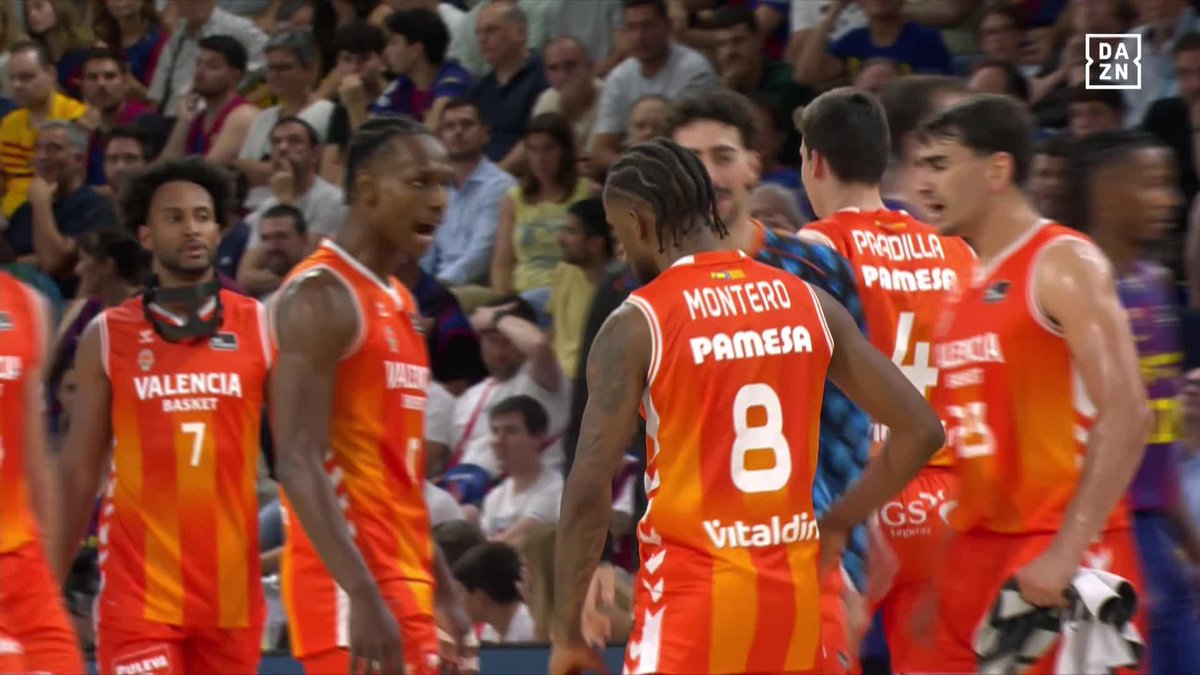 ¡UNA ACTUACIÓN DE MVP! ¡UN RECITAL QUE PUEDE VALER DEVOLVER LA FINAL A VALENCIA! 🤯 ¡Montero se ha propuesto que esto no acabe aquí! 24 puntos... y subiendo Valencia Basket Club #LigaEndesaxDAZN 🏀