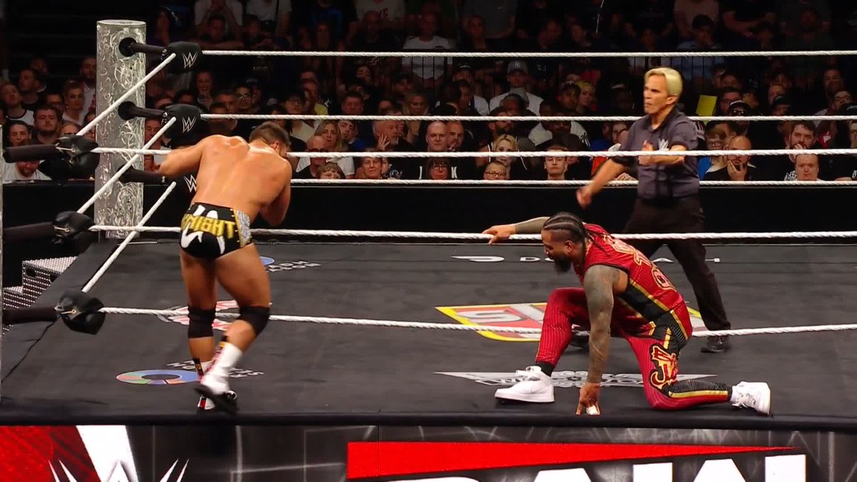 LA Knight FELT THAT 😬
