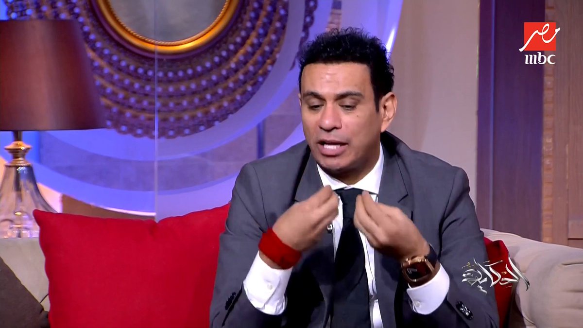 محمود الليثي يكشف كواليس اللي حصل مع شيرين عبدالوهاب: قالتلي محتاجاك سِبت اللي في ايدي و رحتلها مجاناً على MBC شاهد برنامج #الحكاية يعرض من الجمعة - الأثنين الساعة 10:00 مساءً بتوقيت القاهرة على #MBCMASR لمتابعة البث المباشر