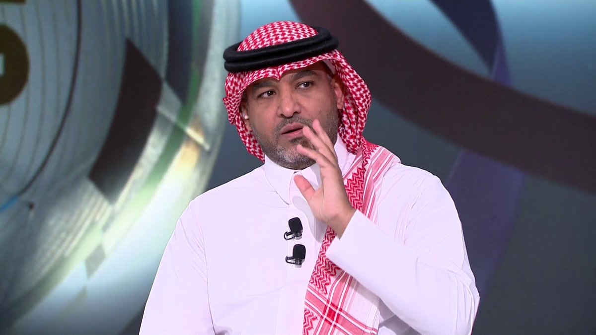 عبده عطيف: لا أدري كيف حصل #ميسي على 8 كرات ذهبية فقط.. فمن المفترض أن يحصل على 12 أو 13.. وبتال القوس يعلق: المفروض لا يحصل على 4 منهم #مونديال_2026