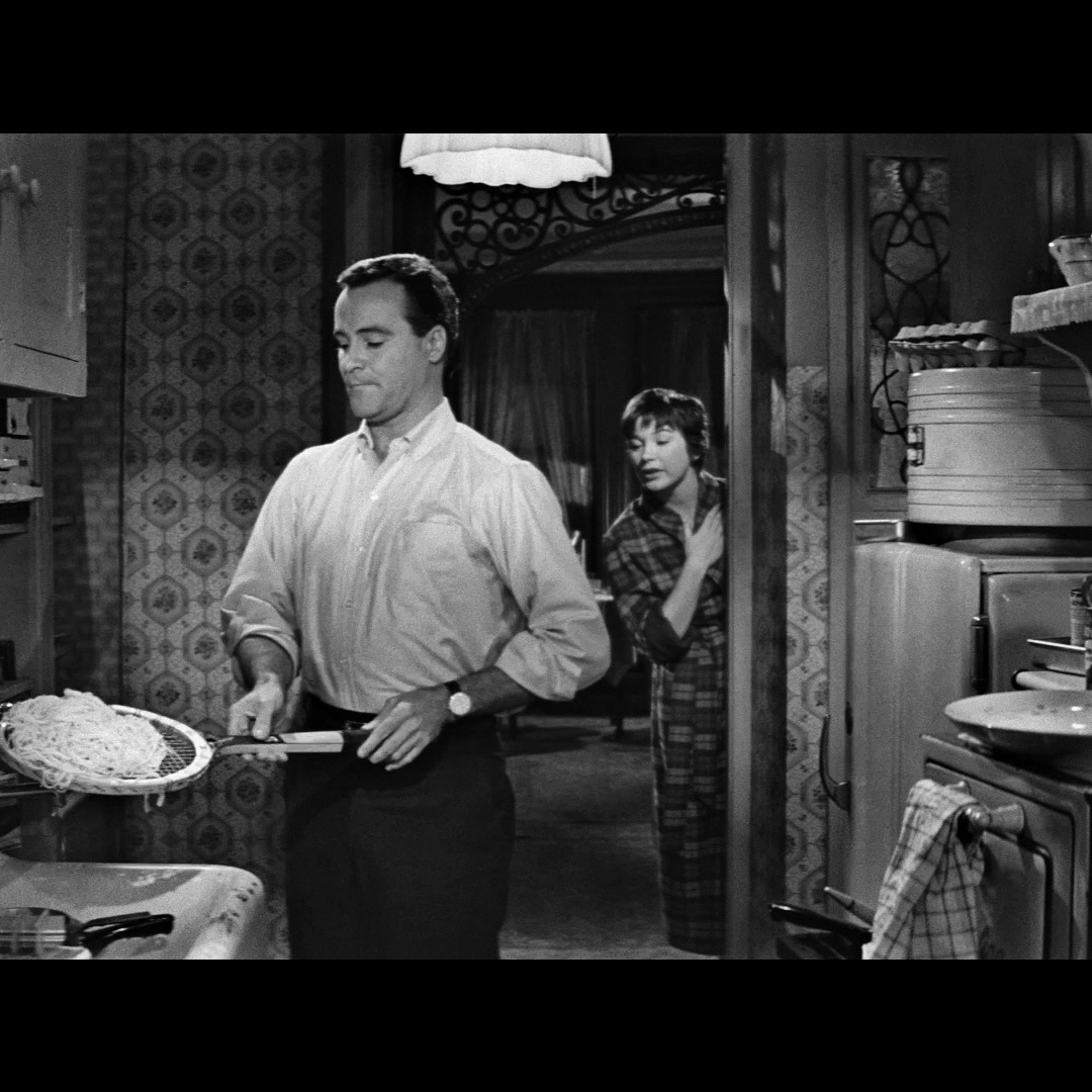 Evening viewing recommendation? On the Criterion Channel, celebrate the great Billy Wilder (born on this day in 1906) with THE APARTMENT (1960)—one of his most beloved films. ❤️ Winner of five Academy Awards, including Best Picture and Best Director, THE APARTMENT expertly balances mirth and melancholy, finding romance amid the loneliness of corporate life in midcentury Manhattan.