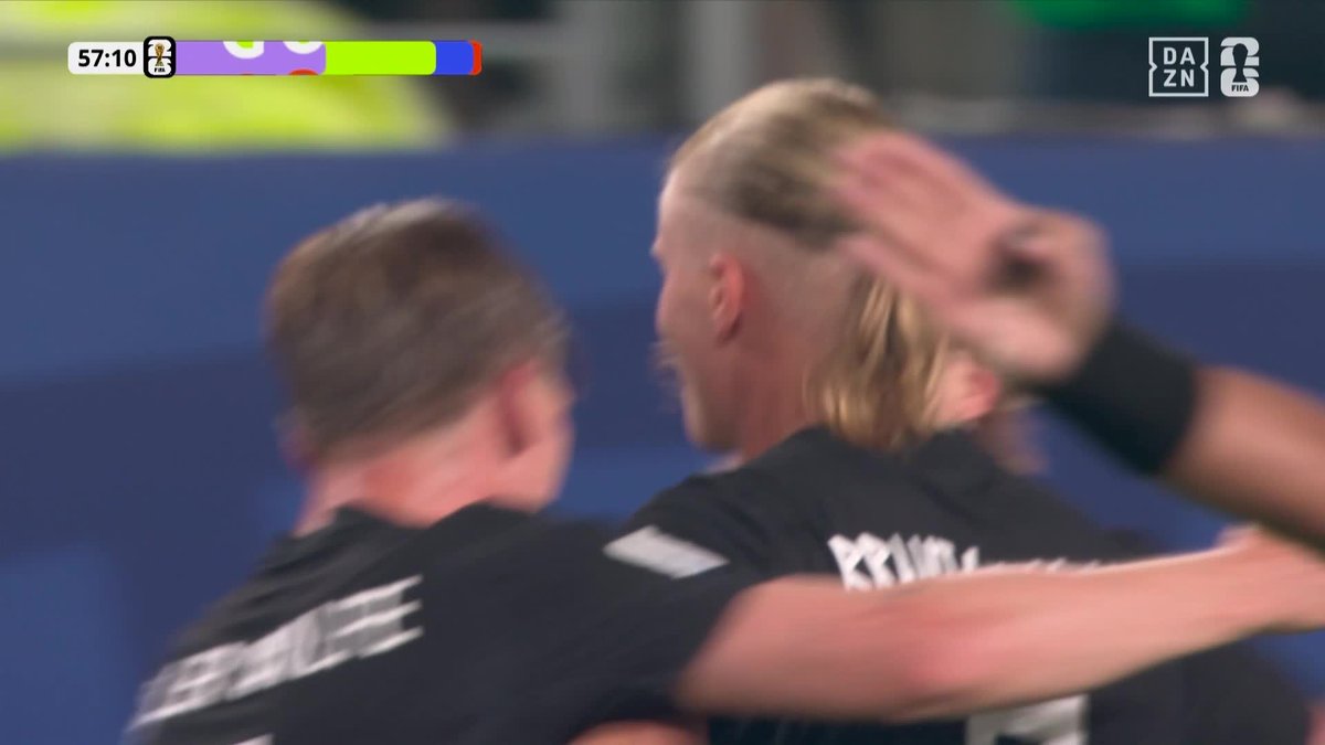 🇳🇴怪物が止まらない！ ハーランドがワンタッチで合わせて今日2ゴール目！ 🏆️#FIFAワールドカップ グループI 🆚ノルウェー×セネガル 📱#DAZN ライブ配信中 #本気で楽しむならDAZN アクエリアス