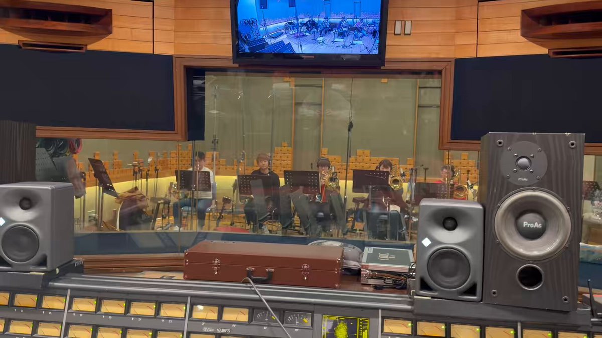 #銀河の一票 REC Brass session 1年以上前の気もするし、先週くらいの気もする収録(日付を見たらまさかの2月だった、) 次週はいよいよ最終回！！早すぎる、、