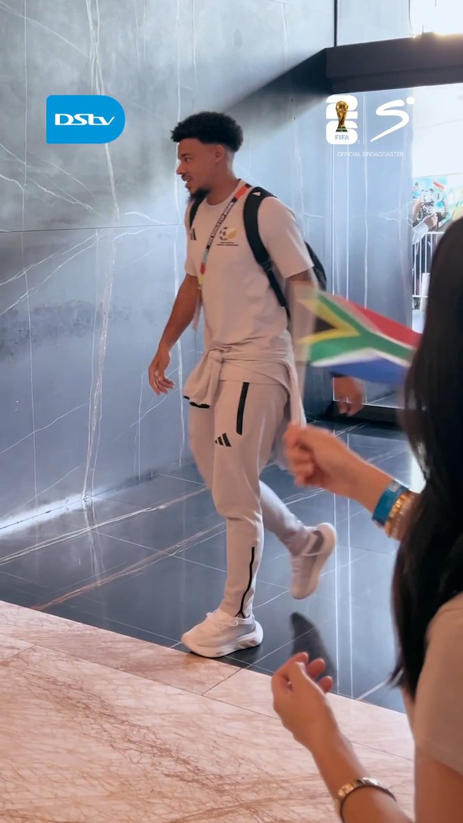 South Africans have a different kind of aura man, now i understand all the hate. Id also hate us, look how smooth these guys are! Unintentionally so!!! 😂🤣