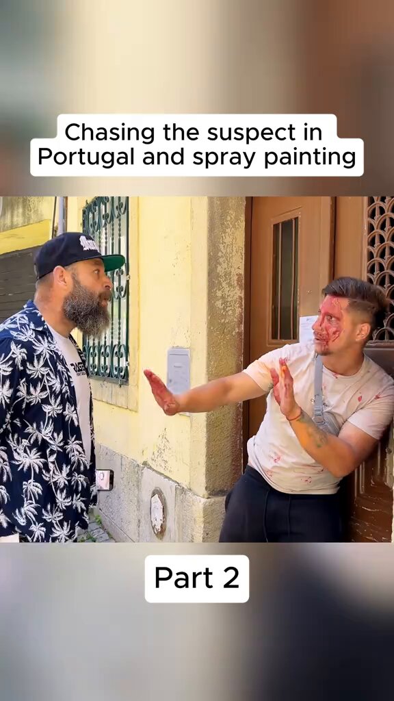 Num Estado de direito democrático, cabe às autoridades deter e julgar. Há cada vez + youtubers a cometer estes crimes na rua. Neste vídeo aparece Curtis Arnold condenado por abuso sexual de crianças no Reino Unido. Estas pessoas fazem isto apenas para ter visualizações. É crime.