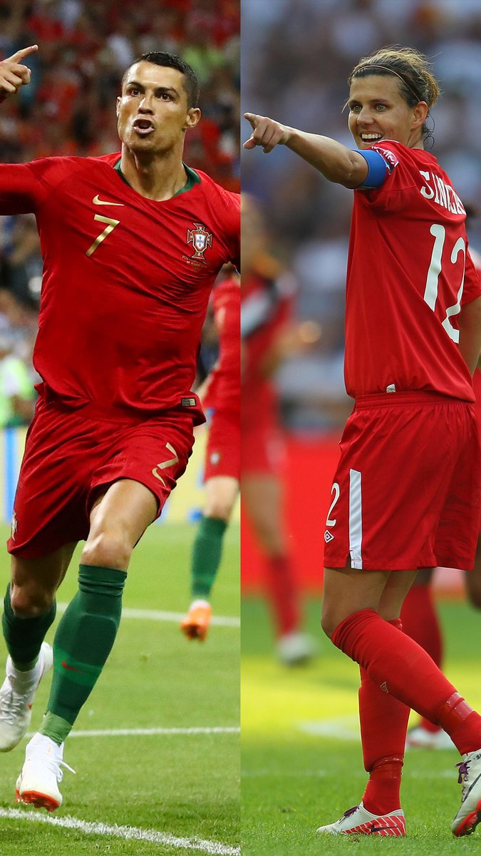 🤝 A pair of perfect free-kicks! #FIFAWorldCup #FIFAWWC