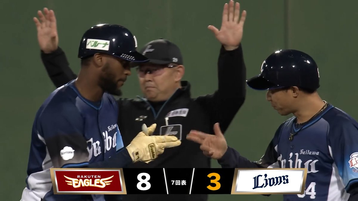 チャンスの場面で適時打を放つ #カナリオ 選手！ その後ゴロの間に1点を追加し、この回2点を返します！ #seibulions #打破