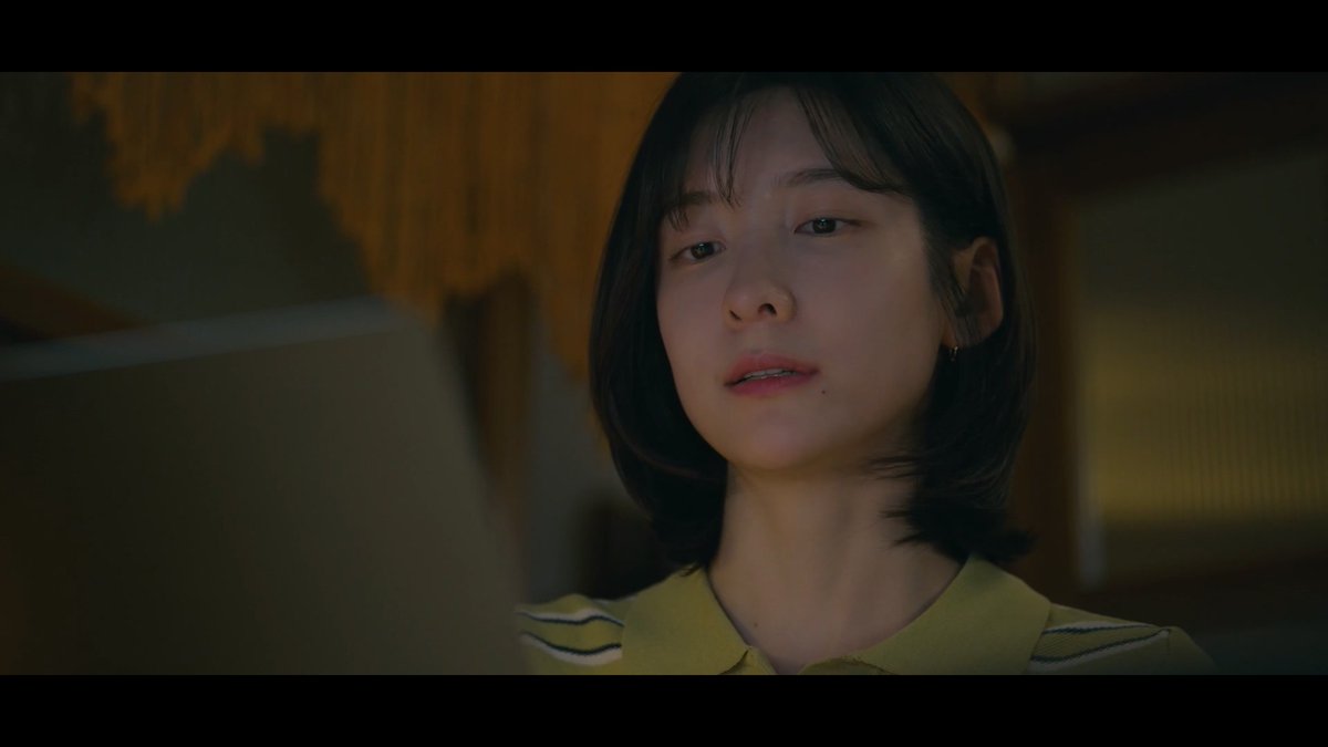 안녕히 계세요 여러분 전 이 세상의 모든 굴레와 속박을 벗어던지고 제 행복을 찾아 떠나고 싶습니다 #내일도출근! #박지현