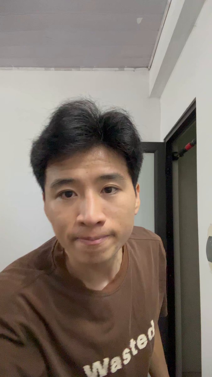 Tiếp tục lên xà nha, nay đi làm mà quên đưa áo chống nắng, về cảm giác như thành mực 1 nắng luôn😁
