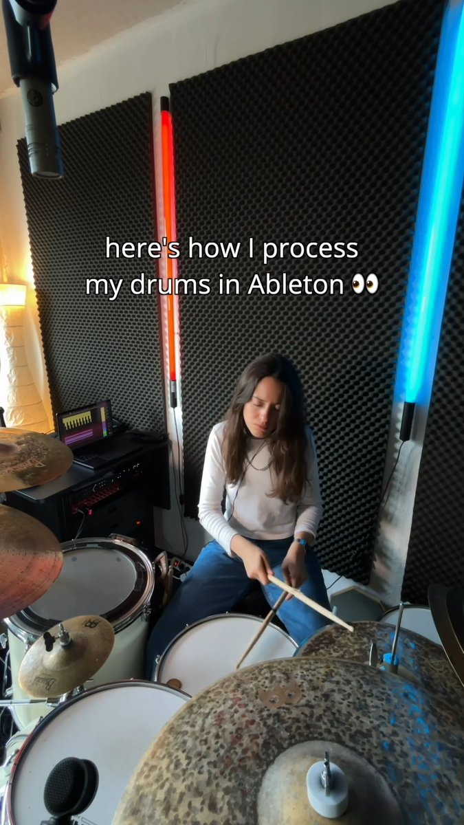 Martina Barakoska shares her expansive drums processing chain with mic, sidechain, and FX settings in Live.