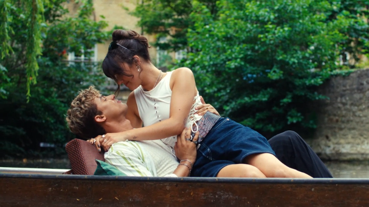 This song and this couple? Two things that will never get old.