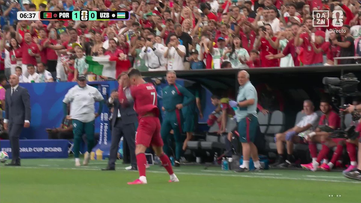 2006. 2010. 2014. 2018. 2022. 2026. NADIE HA MARCADO EN TANTOS MUNDIALES. ESTE 'SIU' ES HISTORIA DE LAS COPAS DEL MUNDO 🔥 #DAZNMundial #FIFAWorldCup