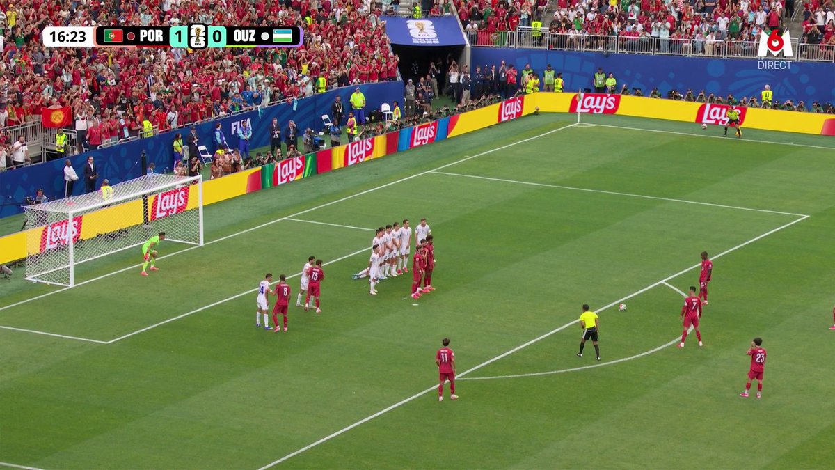 Tout le monde attendait Cristiano Ronaldo... mais c'est Nuno Mendes qui s'en charge ! ⚽️ Le Portugal mène 2-0. Suivez le match sur M6 et M6+ : #CDM2026 #FIFAWorldCup #POROUZ