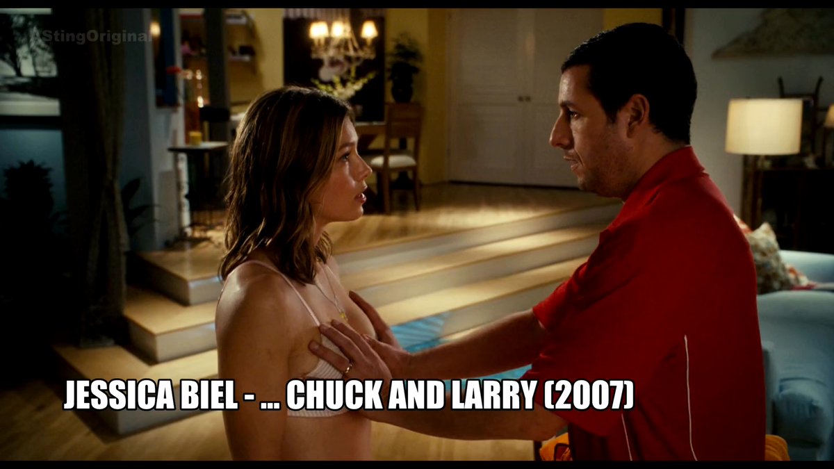 26 Absurdly Out-of-His-League Women Adam Sandler Had as Love Interests (some twice) Sandman’s movies have featured some ridiculously gorgeous women falling for him over the years… and he wrote/produced most of them Crazy when you see it like this. Sandler’s a love machine 😂🤣