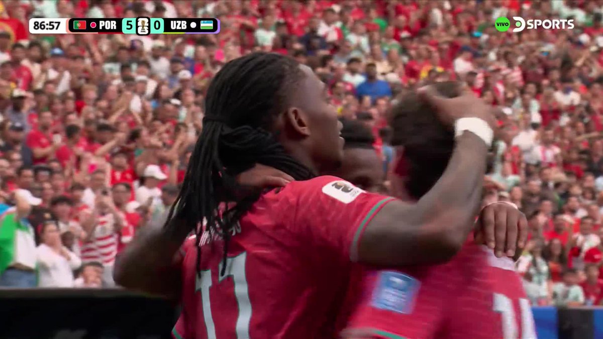 ¡GOLAZO DE PORTUGAL Y PALIZA! Rafael Leão la clavó fuerte y arriba para el 5-0 sobre Uzbekistán. #MundialEnDSPORTS #FIFAWorldCup