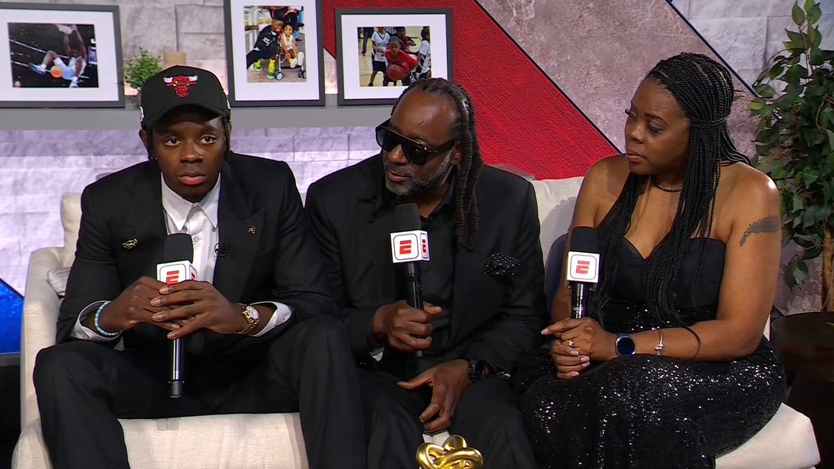 “I’m grateful for the opportunity to play in the NBA.” Caleb Wilson and his family react after he was selected by the Bulls with the No. 4 pick 👏