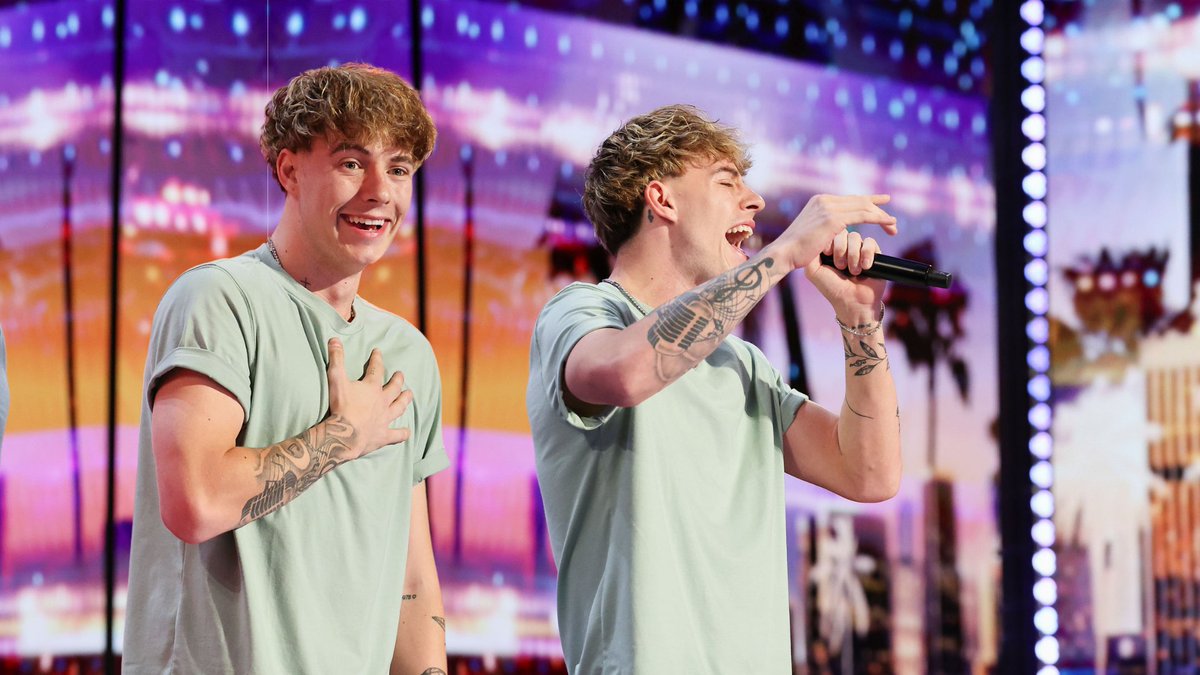 Now THIS is a full-circle moment!! Mackenzie, you were meant for this stage!! #AGT