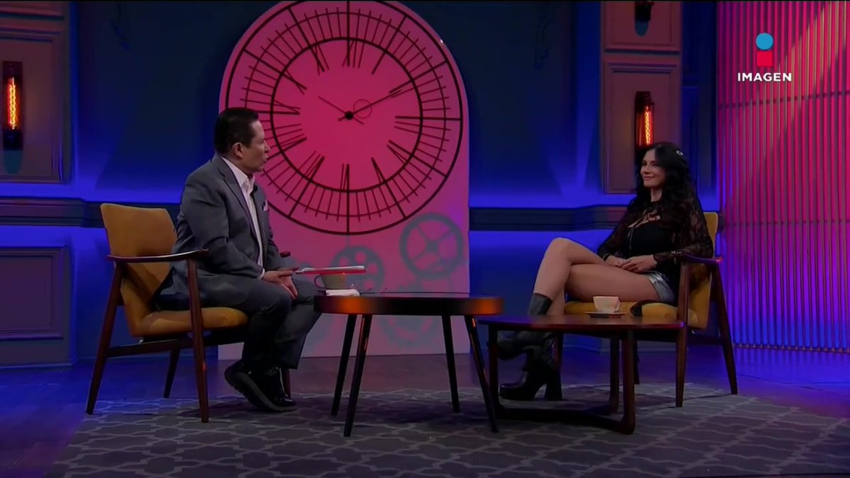 ¡Dorismar dejó a su ex PLANTADO para ESCAPARSE con su actual esposo! #ElMinutoSinCensura sábados 8 pm por el 3.1 de #ImagenTelevisión : #ElMinutoTV