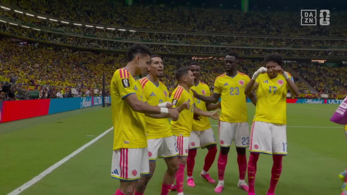 ¡AHORA SÍ QUE VALE! 🇨🇴 LA MINA DE ORO DE COLOMBIA, ERES TÚ, DANIEL MUÑOZ 🚀 #DAZNMundial #FIFAWorldCup