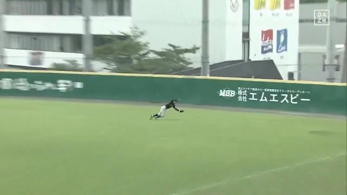 空飛ぶ001 三方陽登 背走からのダイビング スーパープレーで長打を防ぐ ⚾️西武×オリックス(ファーム) #Bs2026 #だったらDAZN