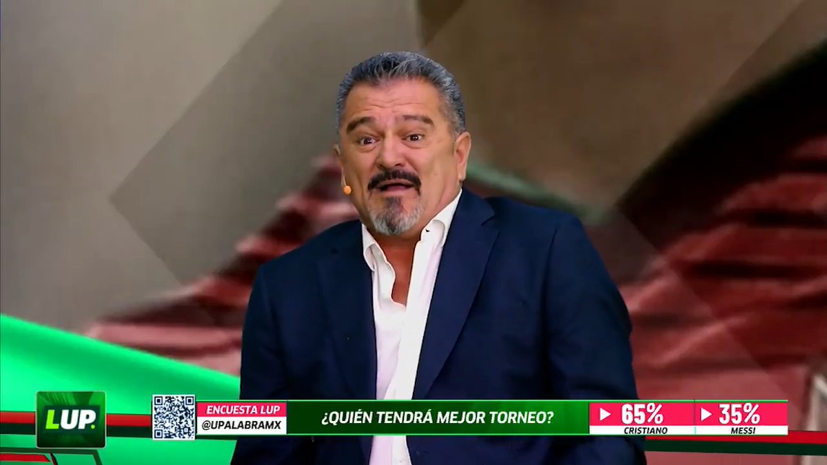‘HACER COMPARACIONES NO ES HABLAR DE FUTBOL’ 😡 Carlos Hermosillo está inconforme con las preguntas encuestas de ayer y hoy 😤 ‘LA ROJA A MESSI NO ERA PORQUE NO LA MARCARON’ 😎 #LUP #LaCopaxFSMX