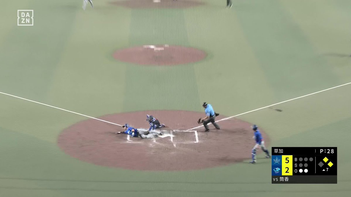 糸を引くようなバックホーム 鵜飼航丞 見事なノーバン送球 リクエストも判定変わらず ⚾️中日×DeNA #dragons #だったらDAZN